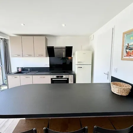 Joli Appartement Neuf Jardin 500 M Des Plages Larmor-Plage Exterior photo